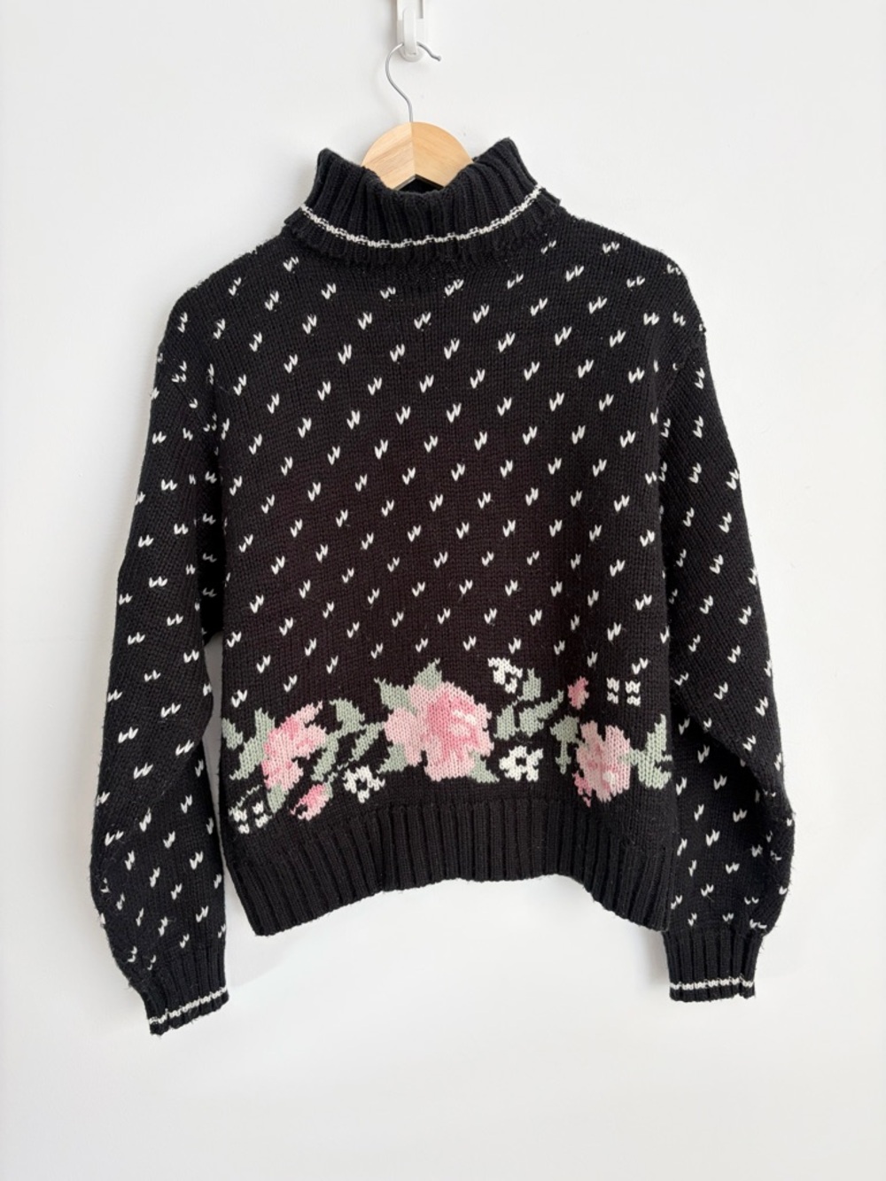 Vintage Tabi International - Cottagecore Floral Sweater - Size L